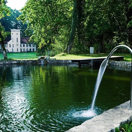 Das Schloss Burgellern - Genuss Und Geschichte Seit 1726 
