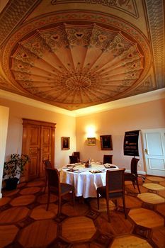 Schloss Burgellern 4*